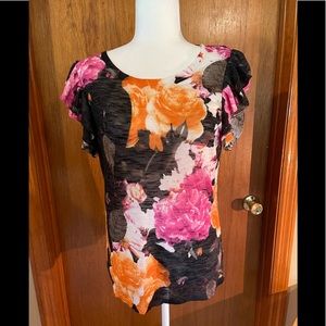 I.N.C. woman’s light weight sweater floral flutter cap sleeve